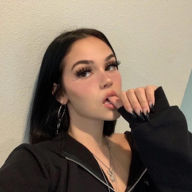 02mp@Hazel