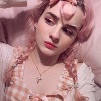 Zoe