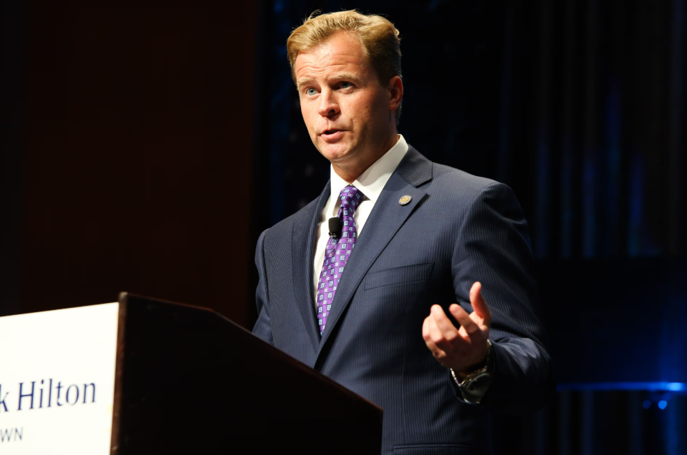 Торговая площадка «Азиатско-Тихоокеанский регион Eant» BitAsset была вовлечена в операции, принадлежащие материку, а два ответственных лица были привлечены к ответственности